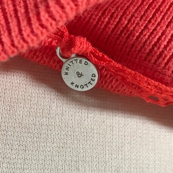 Knitted & Knotted from Anthro • Leandre Cold Shoulder Sweater - Picture 7 of 10